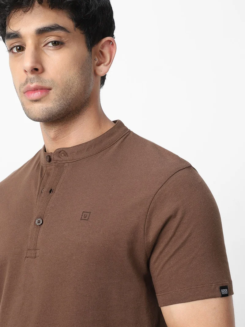 Urbano Fashion  Urbano Fashion Men's Cocoa Brown Solid Mandarin Collar Slim Fit Half Sleeve Cotton T-Shirt  | Best Price UAE