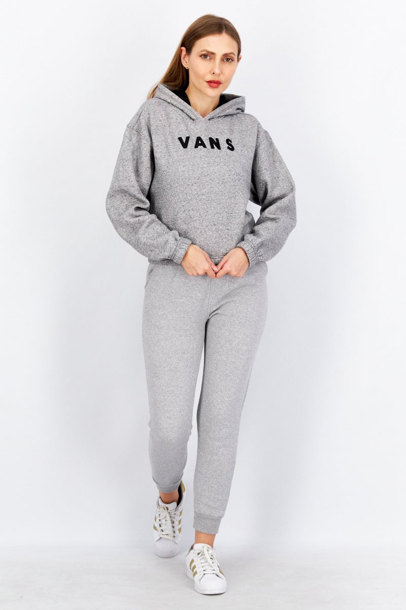VANS سويت شيرت بغطاء رأس بأكمام طويلة للنساء، رمادي/أبيض - Image 4