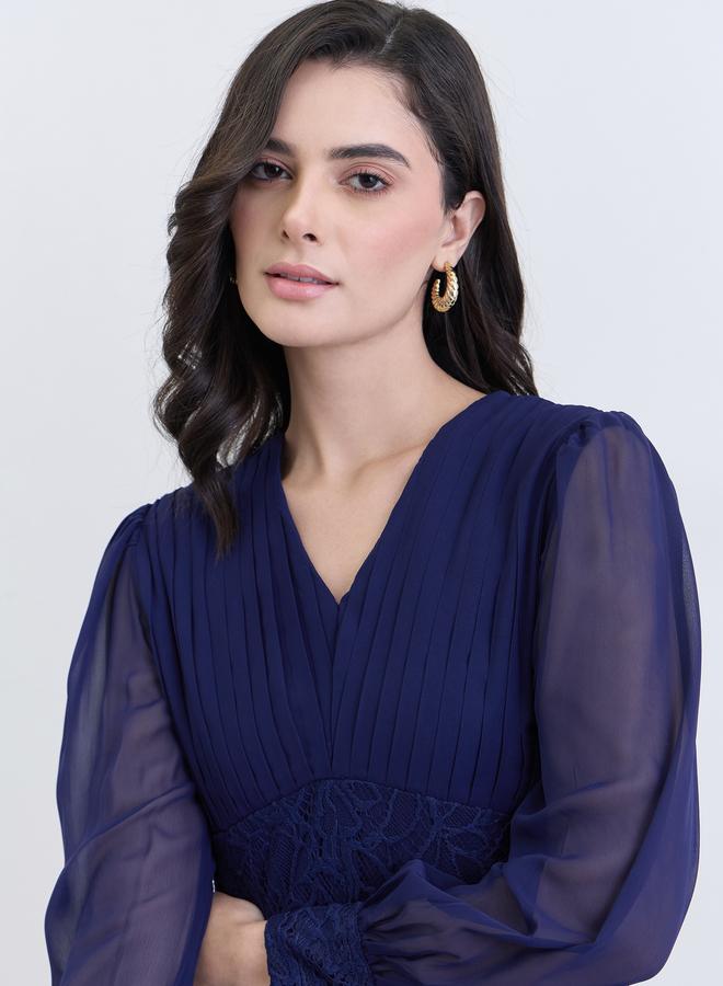 Styli Women Navy Blue Pleated Maxi Dress - Image 4