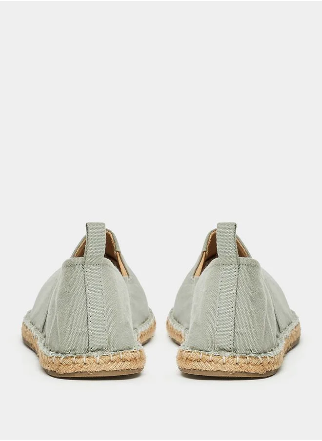 ستايلي Solid Canvas Espadrilles