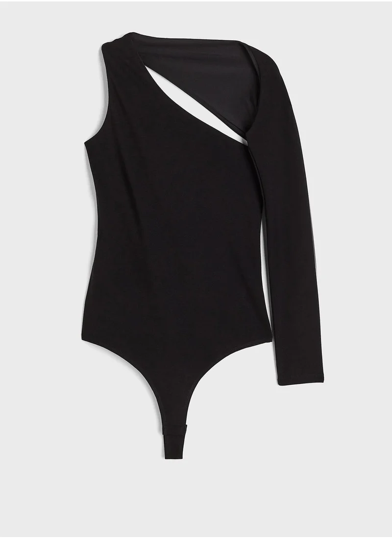 H&M Asymmetric One Shoulder Thong Body
