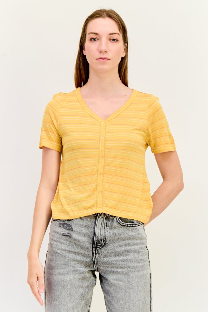 ONLY تي شيرتات قصيرة الأكمام على شكل حرف V للنساء، مخططة، متعددة الألوان - Image 1