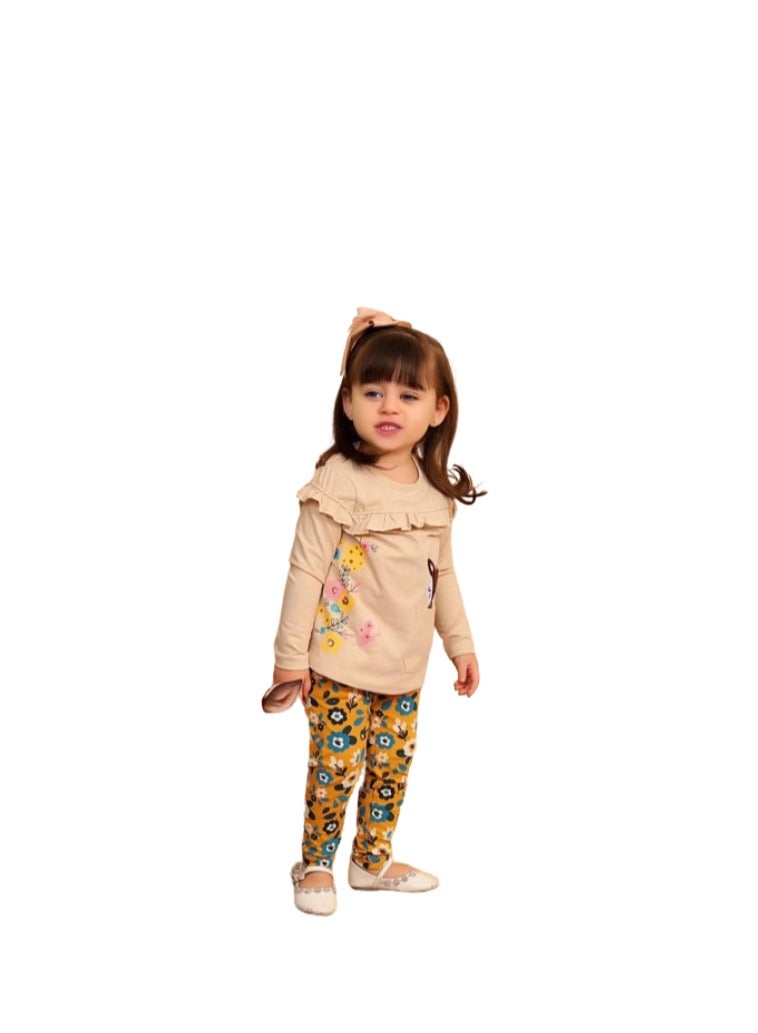 Girls' pajamas, beige T-shirt and colorful pants