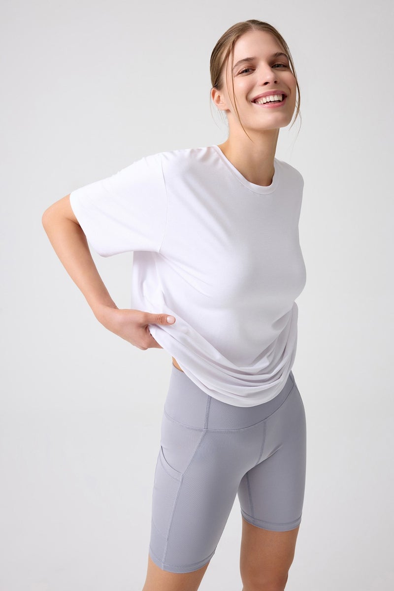 Los Ojos x Melodi White Oversize T-Shirt Boyfriend T-Shirt  - Image 4