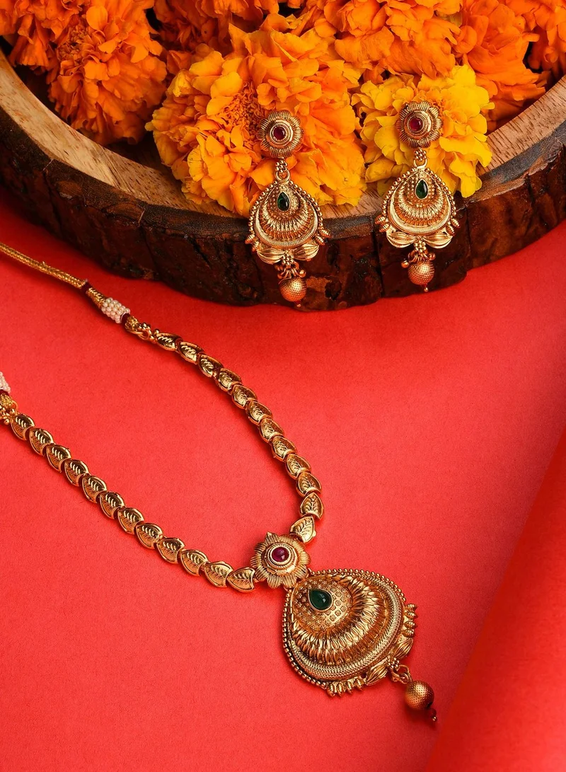 SOHI Gold Plated Designer Stone Necklace Set
