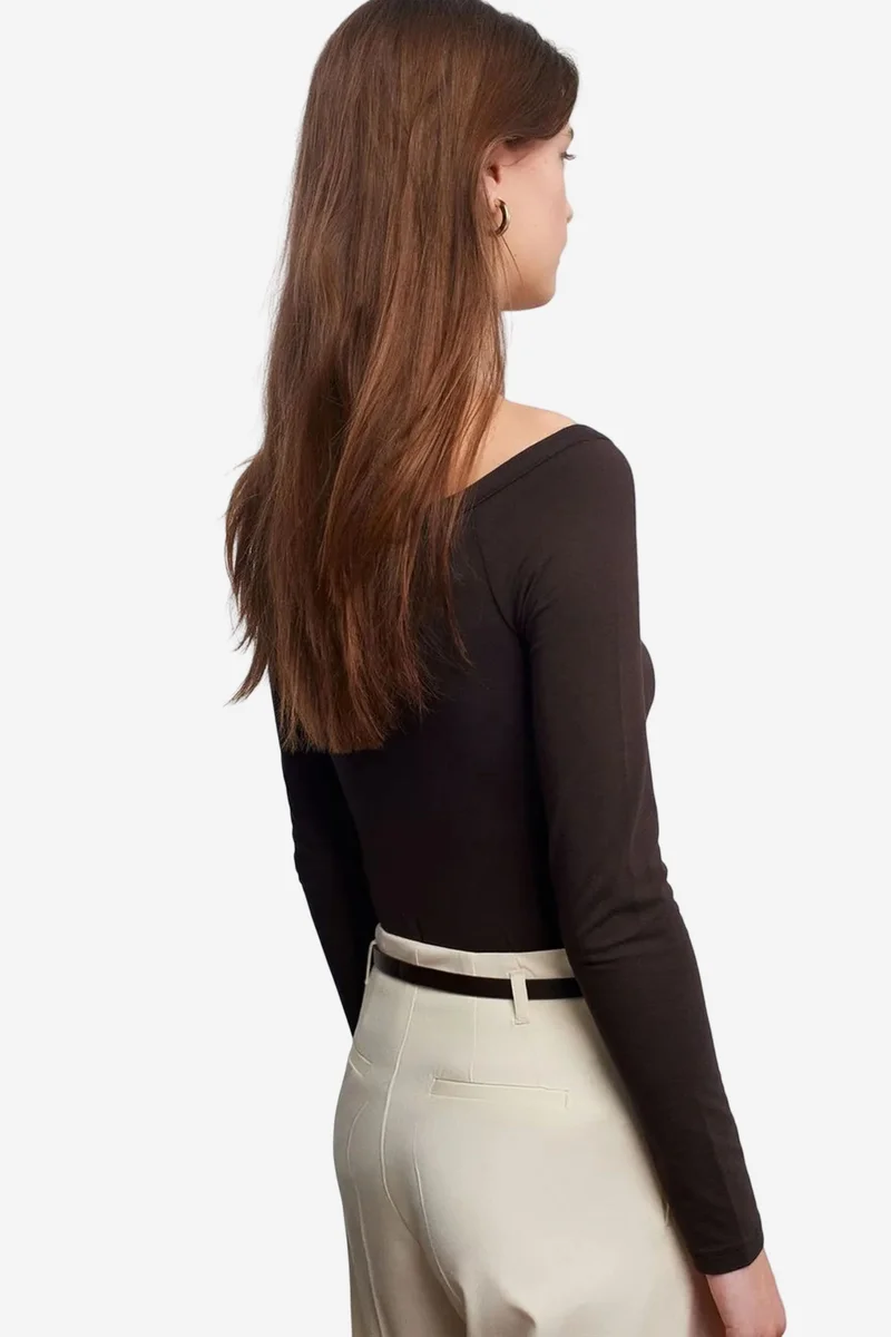 Dilvin Black DILVIN Slim-fit Boat Neck Bodysuit Blouse for Women | Best Price UAE