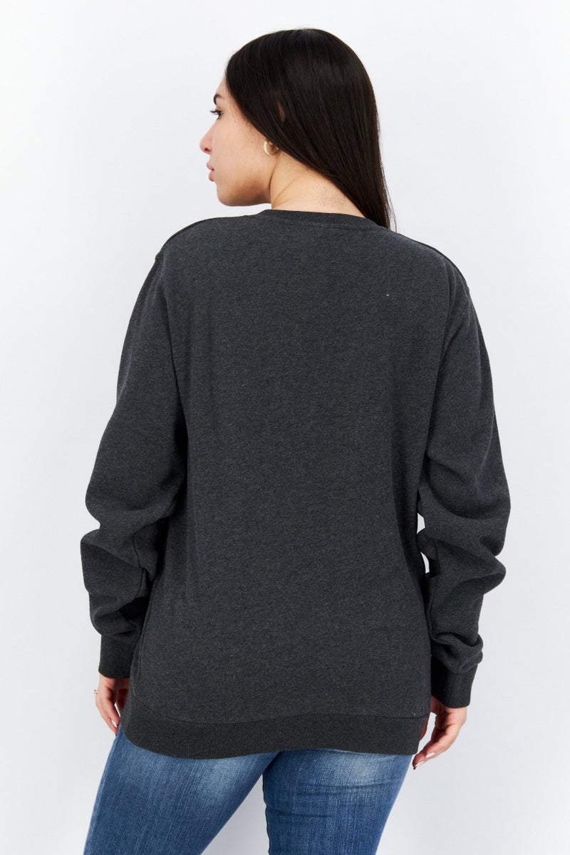Ellesse سويت شيرتات نسائية بأكمام طويلة وياقة دائرية بشعار العلامة التجارية، رمادي داكن - Image 4