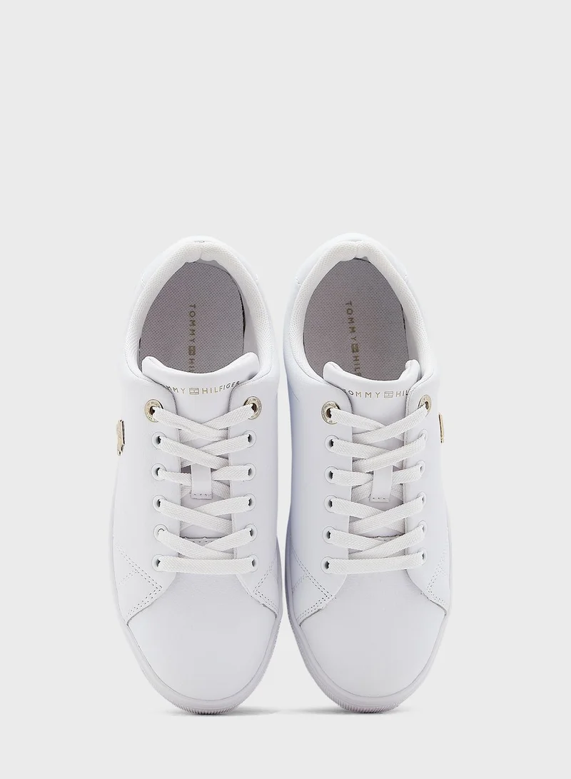 TOMMY HILFIGER Essential Logo Sneakers