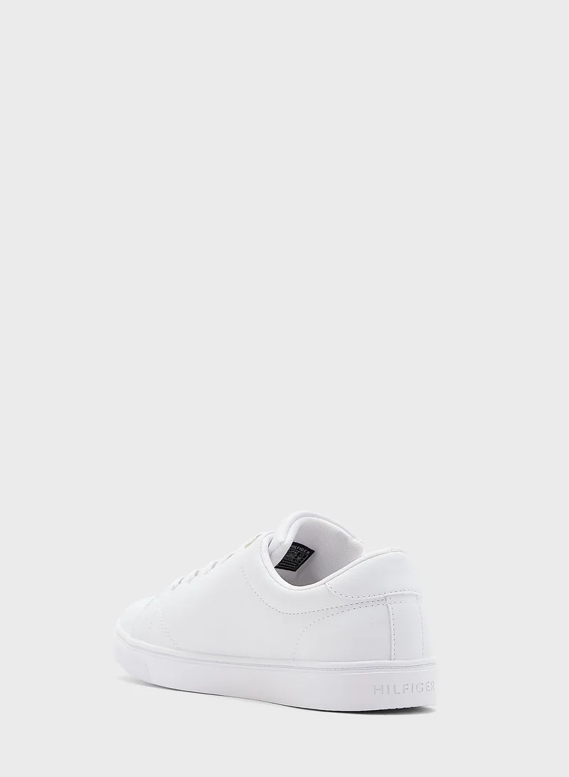 TOMMY HILFIGER Essential Logo Sneakers
