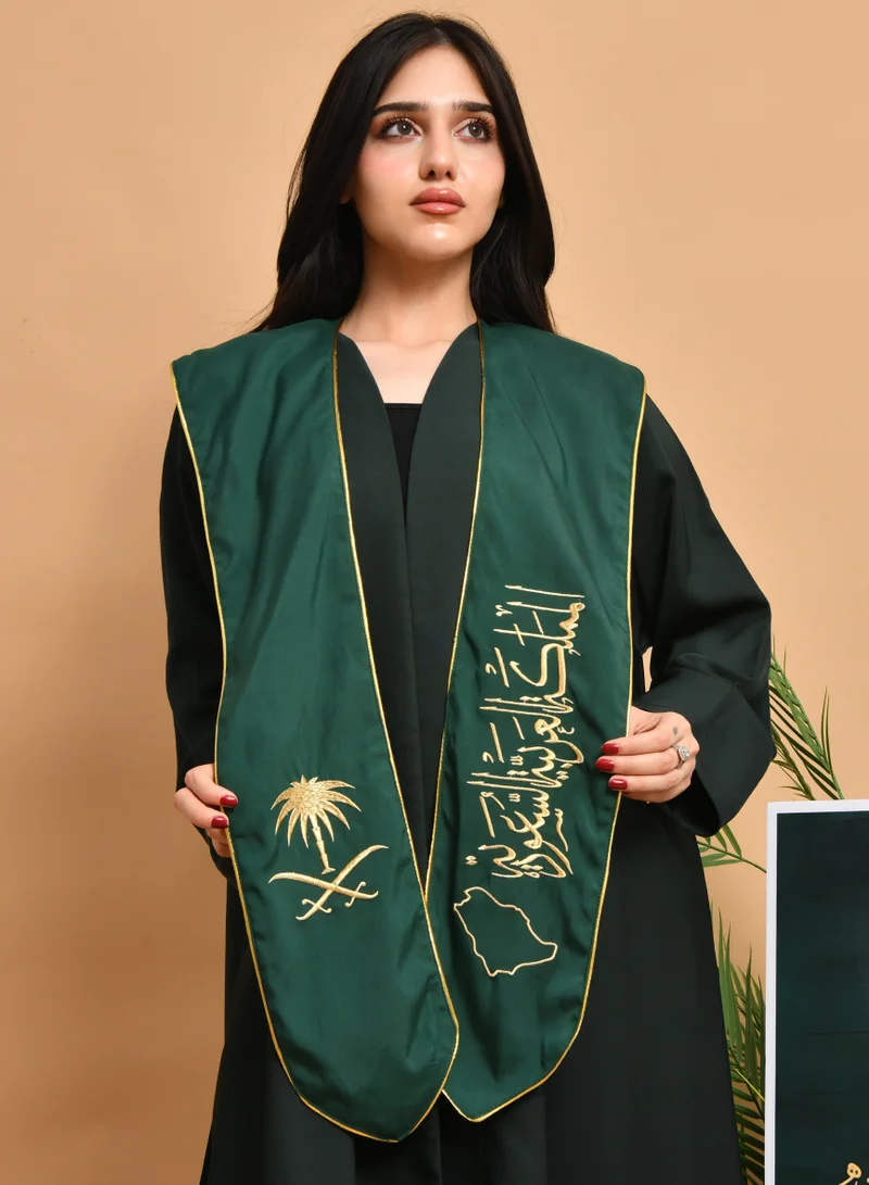 HAWRAA ABAYA A scarf embroidered with the Saudi emblem and the map in bright gold with two yarns on the edges