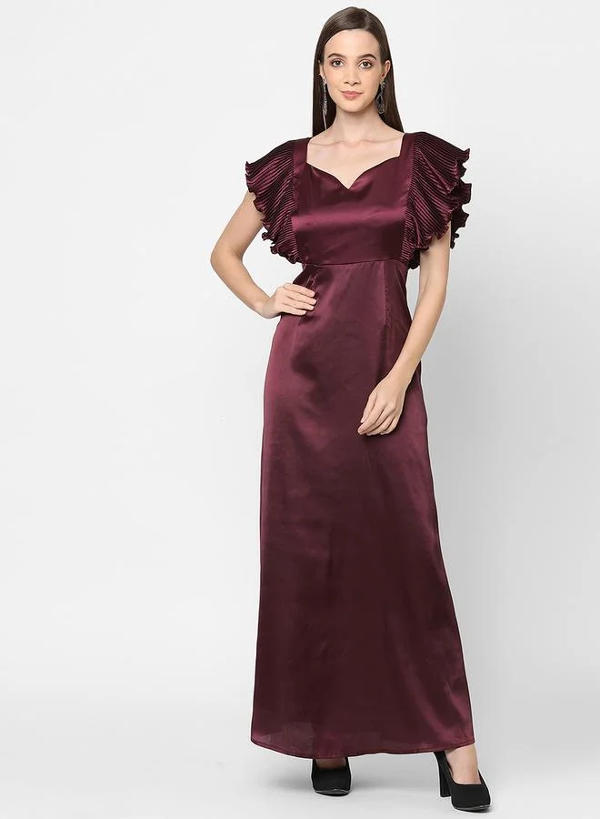 ميش Mish Satin Sweetheart Neck Maxi Dress with Plisse Sleeve