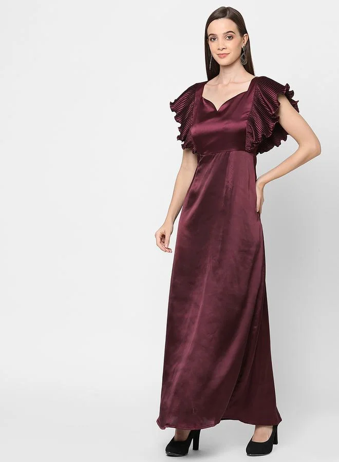 ميش Mish Satin Sweetheart Neck Maxi Dress with Plisse Sleeve