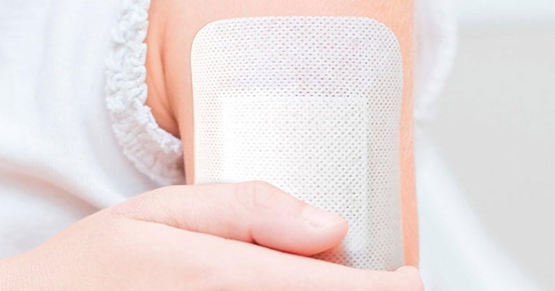 MEDRULL Ultra Pore Sterile Adhesive Wound Dressing Plaster 25 Pieces, 25cm Length x 9cm Width - Image 3