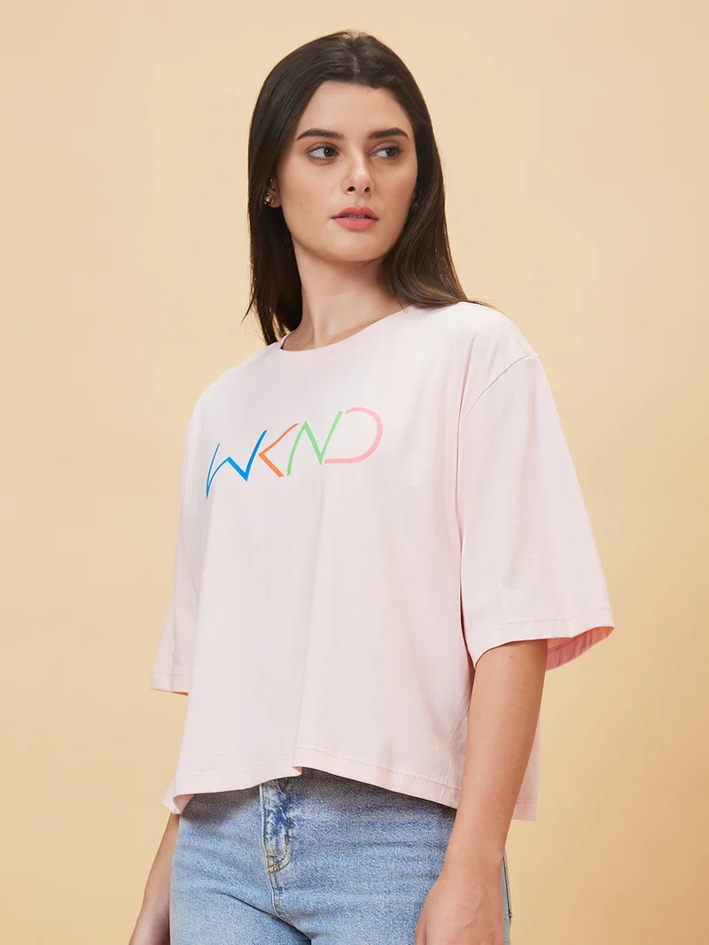 globus Globus Women Peach Round Neck Drop Shoulder Sleeves Boxy Fit Pure Cotton Casual T-Shirt
