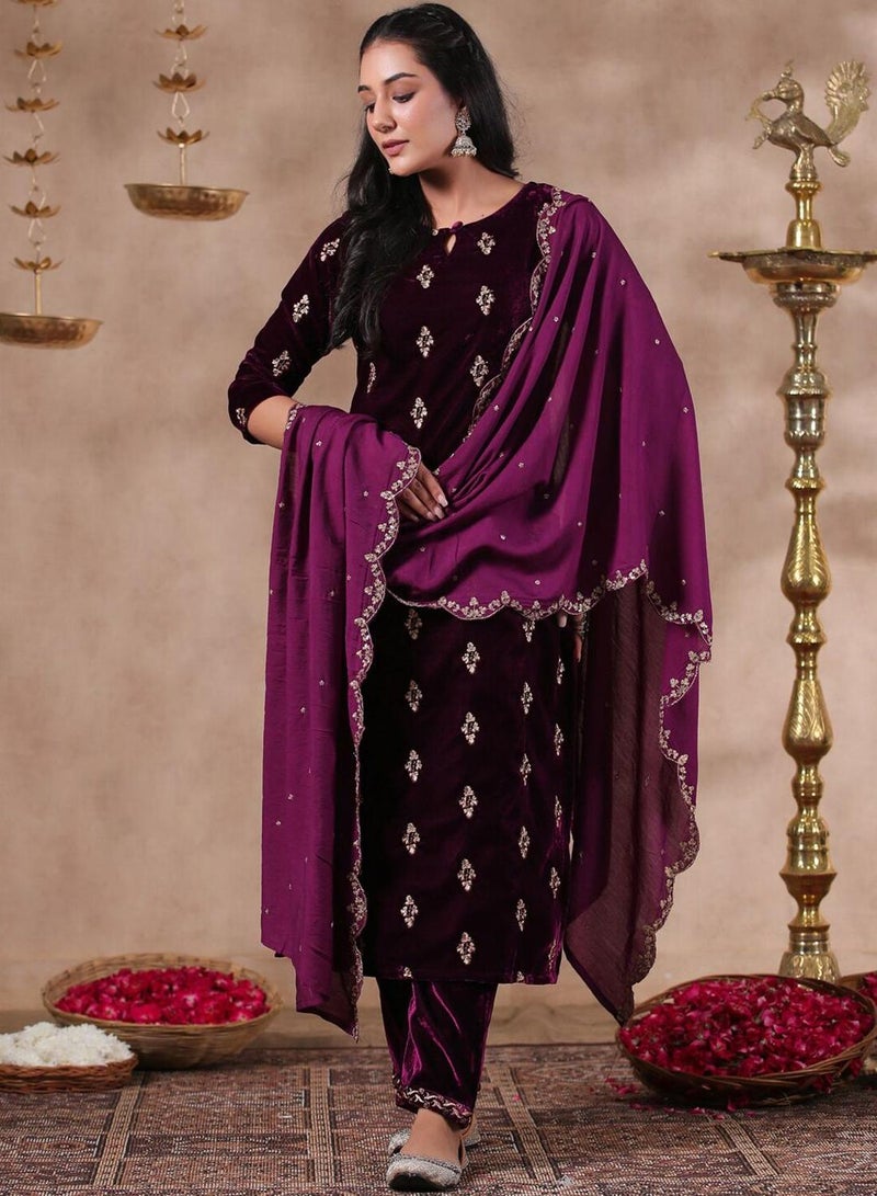 ISHIN Women'S Purple Velvet Self Design Full Length Palazzo Kurta Set - Image 3