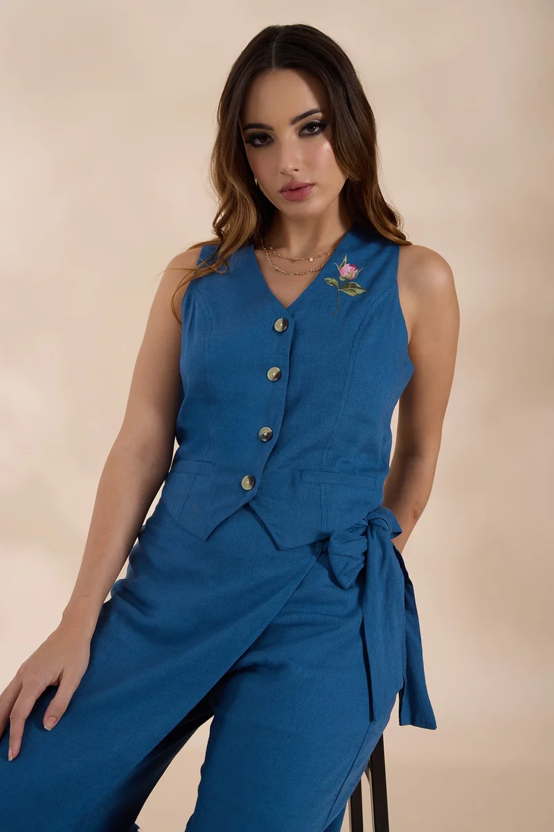 فيرجيو Embellished Linen Blue Rose Embroidered Vest for Women