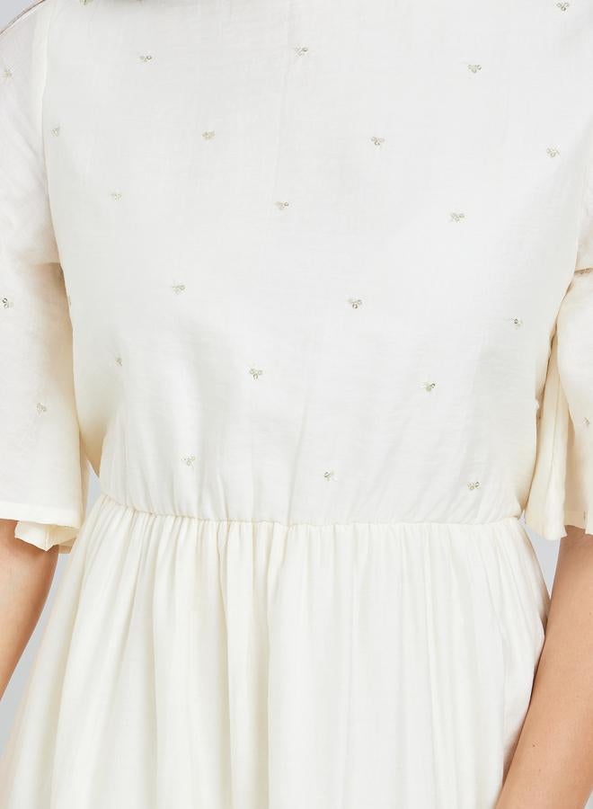 Styli Women Cream Bell Sleeve tiered Maxi Dress - Image 4