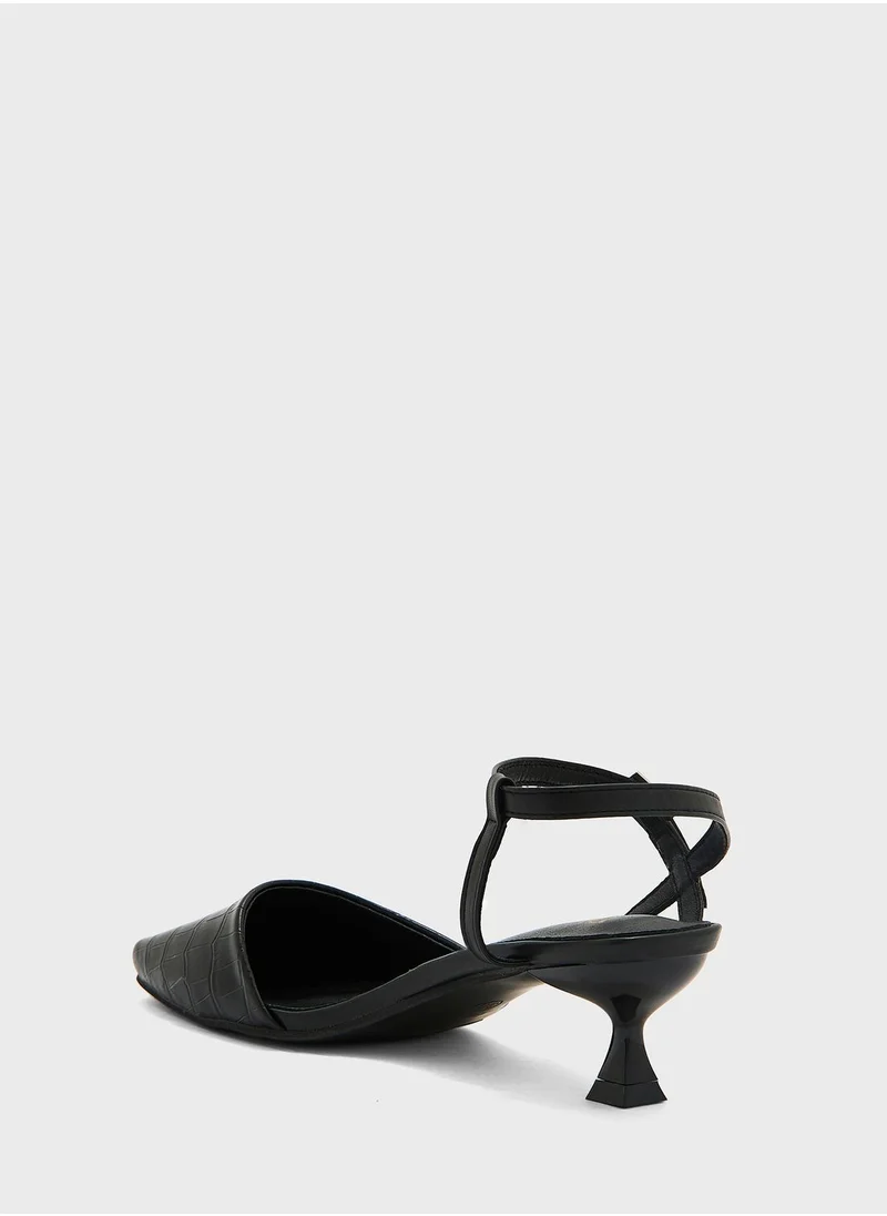 ايلا Croc Effect Strap Pump