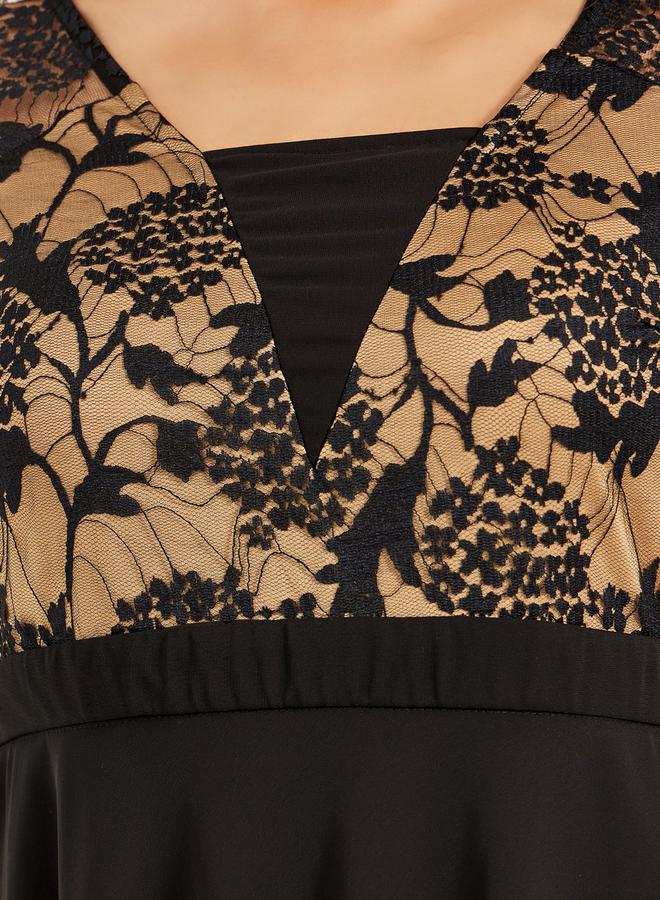 Styli Lace Bodice Maxi Dress - Image 4