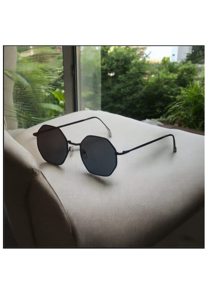 O8.design Sunglasses, Photochromic Sunglasses for Men,Women, Polarized Sunglasses, UV Protection Aviator Glasses for Driving, Fishing and Running Glasses(Includes Protective Box) - Image 2