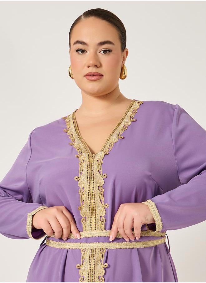 Styli Plus Size Regular Fit V Neck Kaftan with Lace Detail  - Image 4