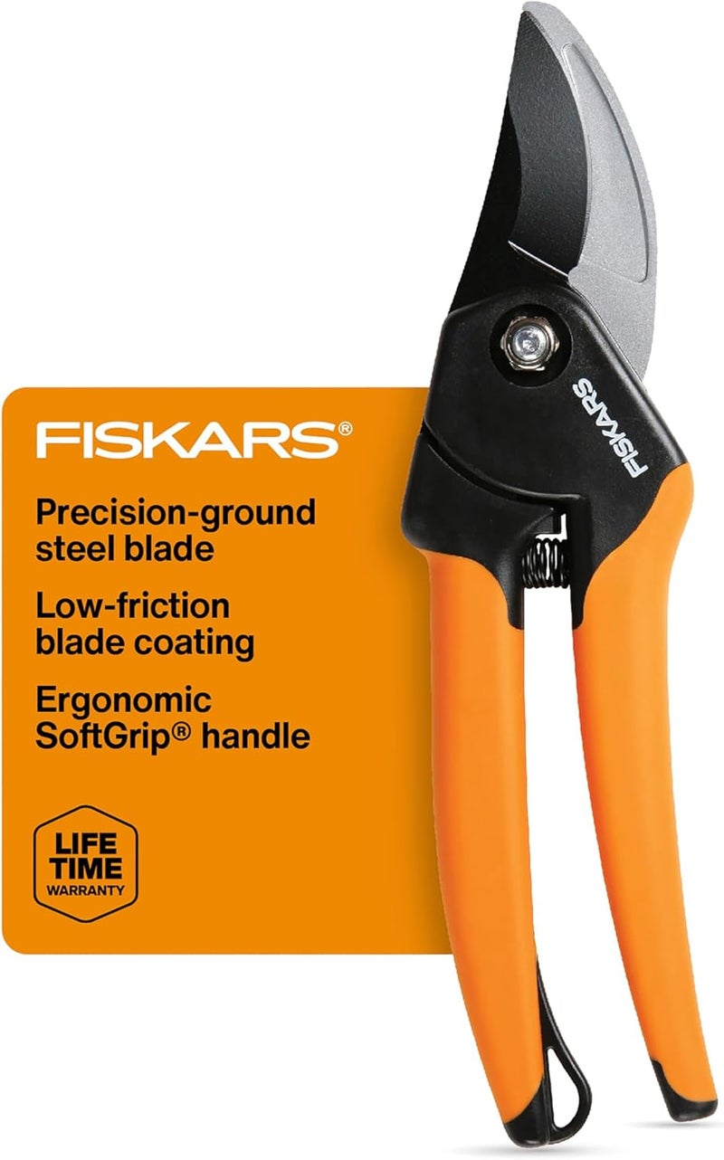 Fiskars مقص تقليم بypass، سعة قطع 5/8 بوصة، مقص يدوي SoftGrip للأيدي الصغيرة، الشفرة تبقى حادة مع الاستخدام المكثف مع طلاء مقاوم للصدأ ومنخفض الاحتكاك - Image 1