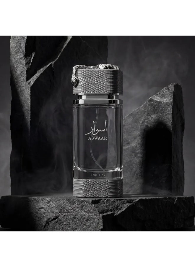 ريفس عطر "أسوار" (Aswaar) من "ريفز" (RiiFFS) - مستخلص عطر (Extrait de Parfum) يدوم طويلاً، يجمع بين الانتعاش والتوابل ونفحات العنبر الخشبية - 100 مل. - Image 2
