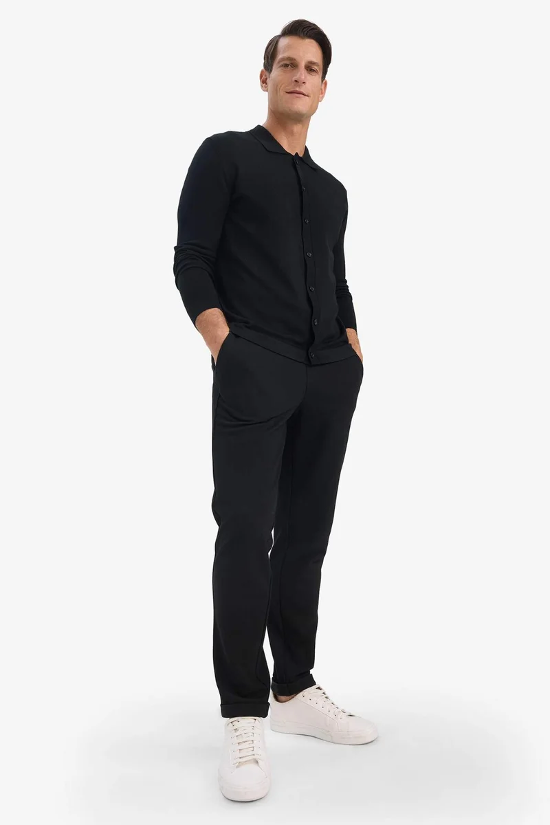 ديفاكتو Jogger Fit Crop Cotton Trousers