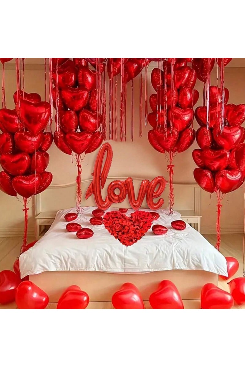 فرحة مجموعة بالونات على شكل قلب بحجم 18 إنش باللون الأحمر وبالون على شكل كلمة "حب" باللون الأحمروبتلات الورود، مناسبة لتزيين حفلات الخطبة والزفاف والذكرى السنوية - Image 1