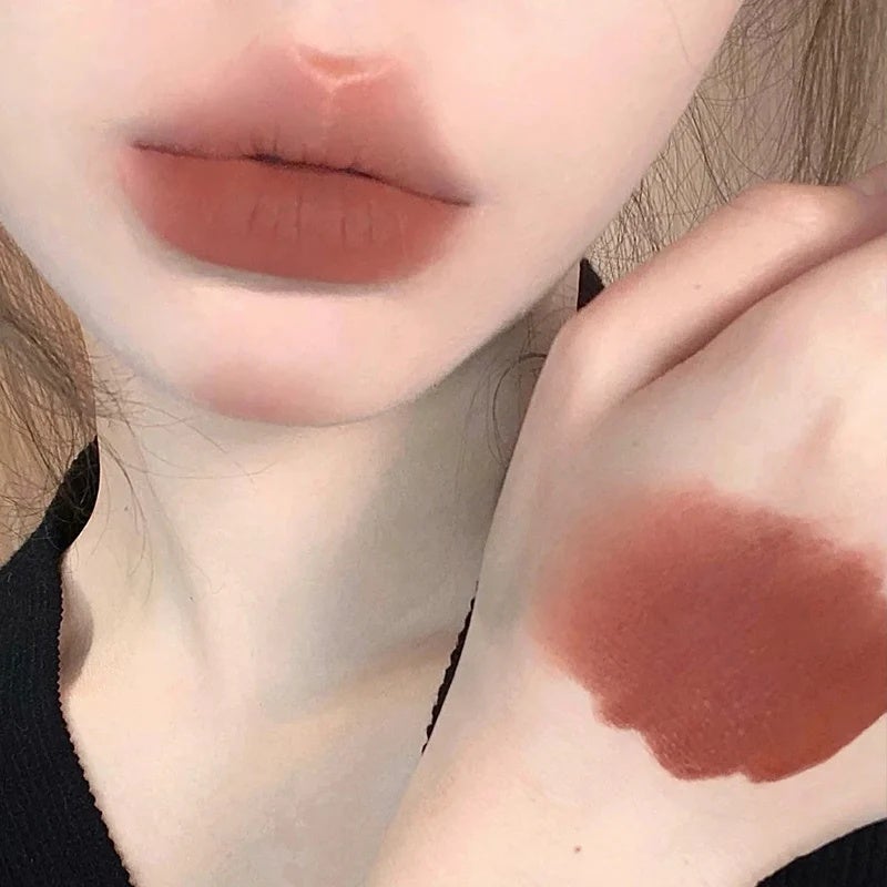 6 Colors Moisturizing Lip Gloss Velvet Matte Soft Mist Texture Color Rendering Lip Tint Waterproof Lasting Non-stick Lipsticks - Image 3