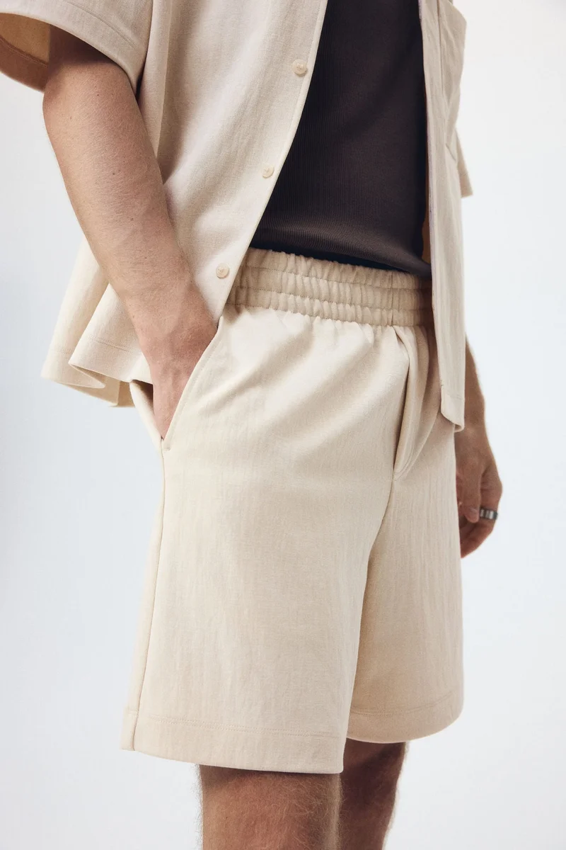 H&M  Relaxed Fit Interlock shorts for Men | Best Price UAE
