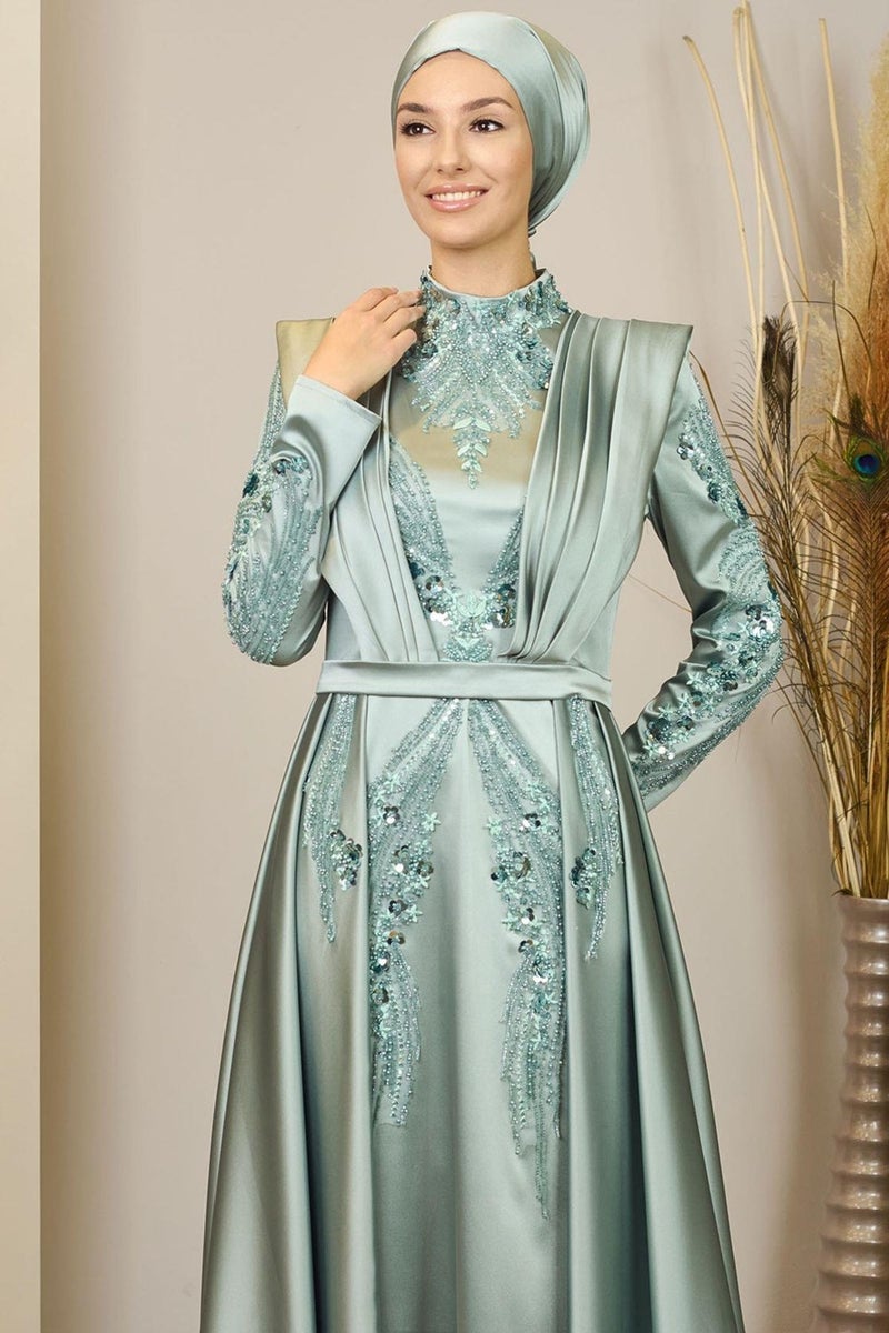 Esilanur Draped Front Beaded Tailed Miranda Hijab Evening Dress in Green  - Image 2