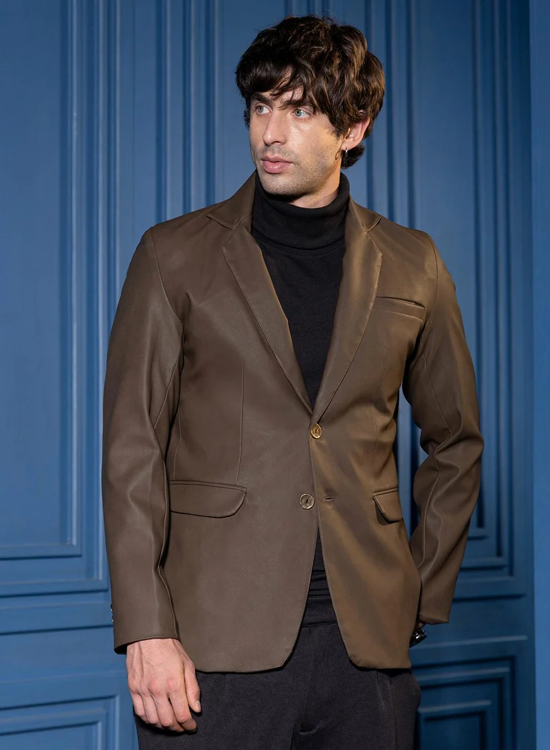 كامبوس سوترا بليزر رجالي جلدي مفصل بياقة مطوية وأكمام طويلة بأزرار مقسومة، سترة مستقيمة بفتحة خلفية، قماش منسوج مطلي بلون موحد للملابس الكاجوال والسهرة، بني قهوي