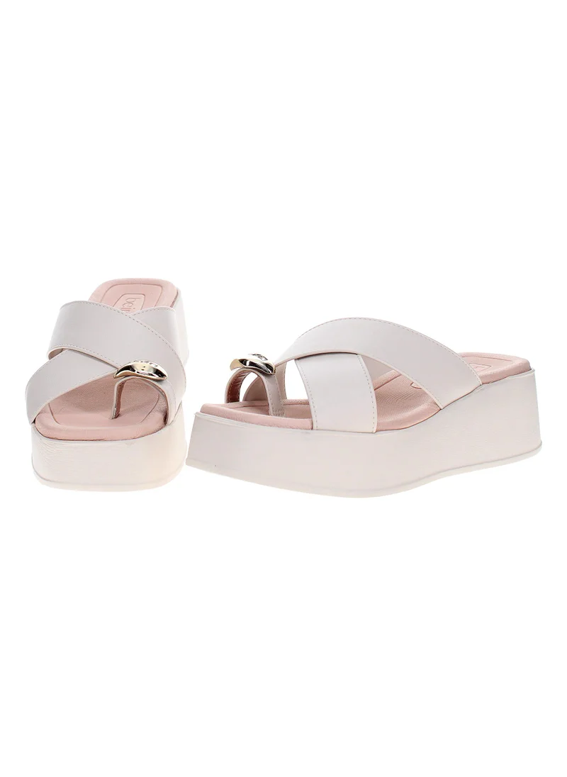 Beira Rio Off White Beira Rio Women’s Flat Summer Footwear – Lightweight Slip-On Comfort with Stylish Casual Design for Women | Best Price UAE