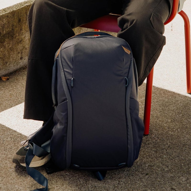 Peak Design Everyday Backpack 20L Zip - Midnight Blue - Image 4