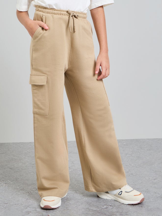Styli Teen Girls Oversized T-Shirt and Cargo Joggers Set - Image 5