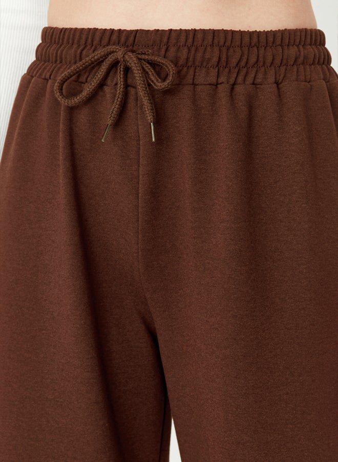 trendyol Brown Cotton Wide Leg Thin Knitted Sports Sweatpants TWOAW22EA0053 - Image 4