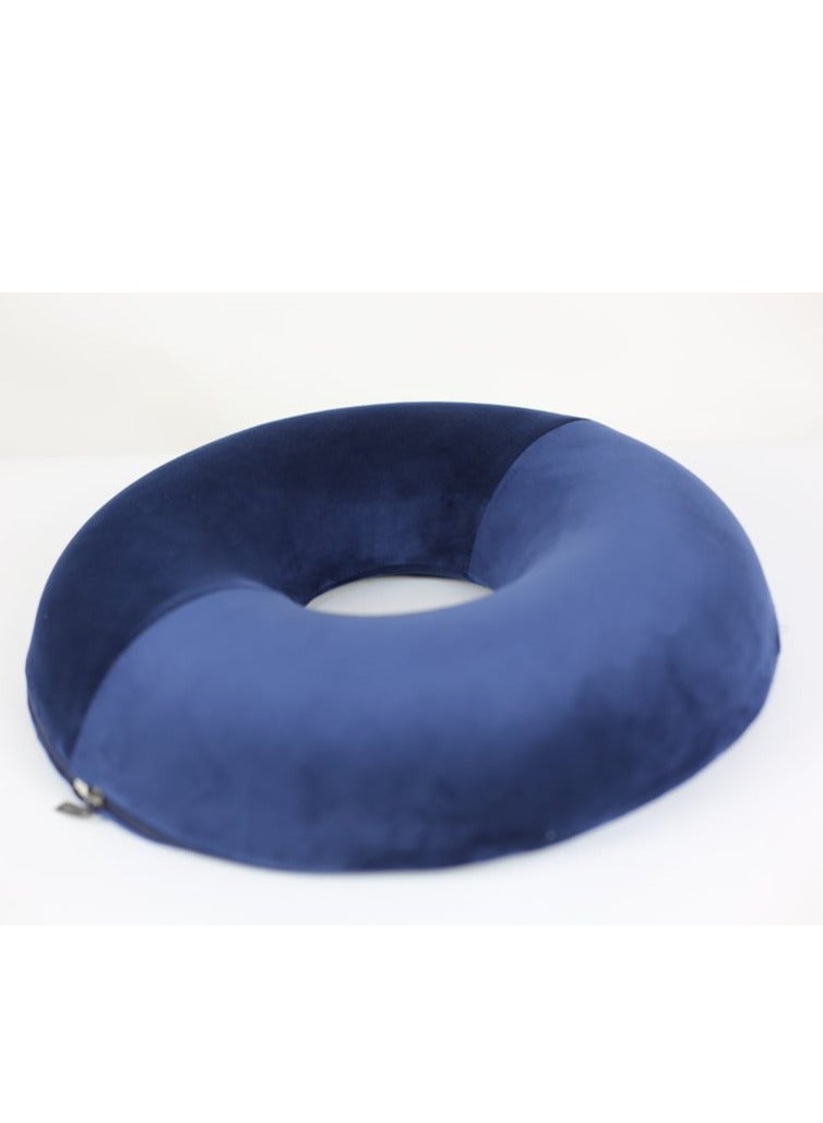 ماكس كمفورت وسادة بواسير دائريه من الميموري فوم , مقعد طبي لمكافحه الام البواسير , لون كحلي - Image 2