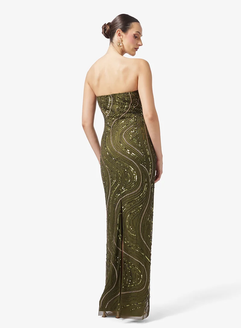 نمشي x فستان مطرز بالخرز بدون حمالات