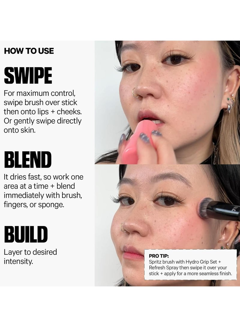 ميلك ميكب أحمر خدود للشفاه والخدود من ميلك ميك أب - أحمر ناصع | لون طبيعي أصلي وخفيف الوزن يدوم طويلًا - Image 2