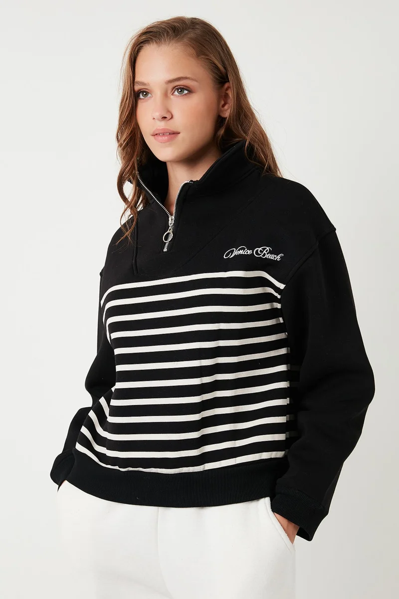 Lela Stretch Oversize Fit Half Zipper Stand Collar Sweat Women's Sweat 5865883