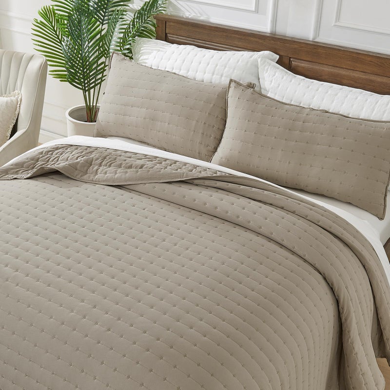 SUCHBED Quilt Sets, California King Size 3 Pieces -118"x106" Quilted Bedspread with Shams, Bedspread Coverlet Khaki Lightweight Cross-Stitch Bedding Decor for All Seasons - Image 3