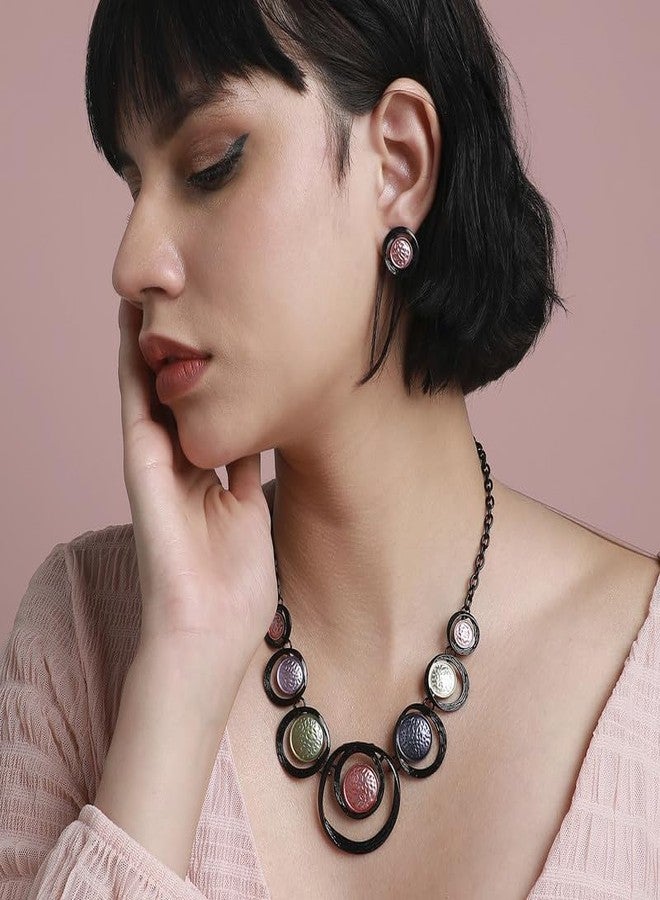 SOHI Women's Dented Circular Jewellery Set For Casual Wear | Multicolour Colour | Alloy Material | Lobster Clasp Closure | Metallic Jewellery Set | Jewellery Set For Woman & Girls (9806) - Image 4