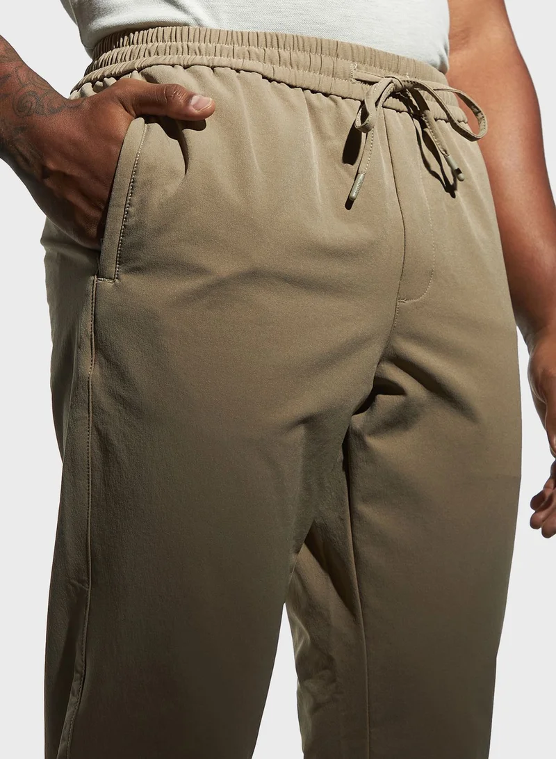 Iconic Essential Drawstring Sweatpants