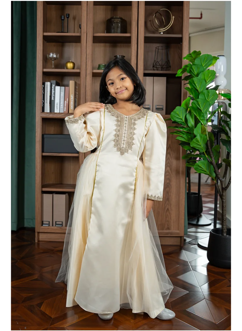 D'Daniela Zara Embroidered Cream Jalabiya Abaya with Tie-Up Belt and  Sleeves -for Girl
