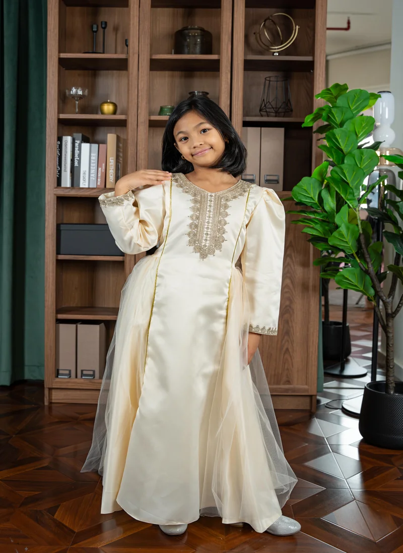 D'Daniela Zara Embroidered Cream Jalabiya Abaya with Tie-Up Belt and  Sleeves -for Girl