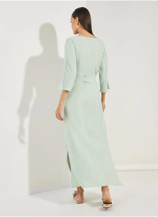 Styli Textured Jalabiya with Side Slit