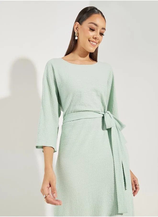 Styli Textured Jalabiya with Side Slit