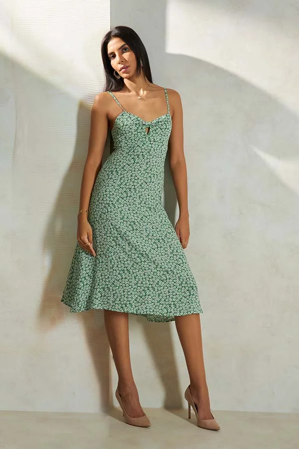 فيرجيو فستان فيرجيو - بنقشة الزهور من فيسكوز %