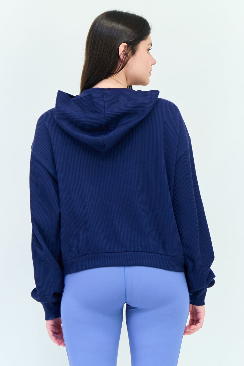Reebok ملابس رياضية نسائية بأكمام طويلة مناسبة للجري، أزرق داكن - Image 4